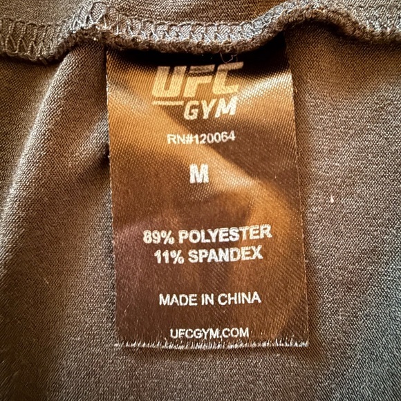 UFC Gim Black Long Sleeve Tee - Picture 4 of 4